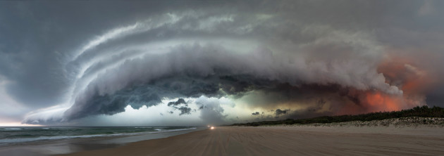 &copy; Murray Fredericks. North Stradbroke, 2014 (AP).